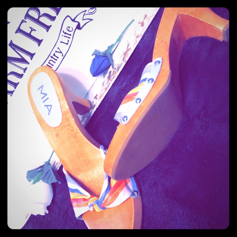 MIA Heels - Size 9